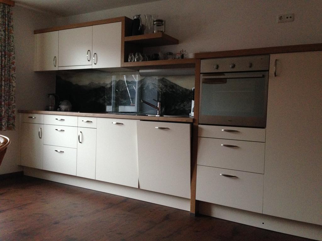 Pension Hoerfarter Fieberbrunn Quarto foto